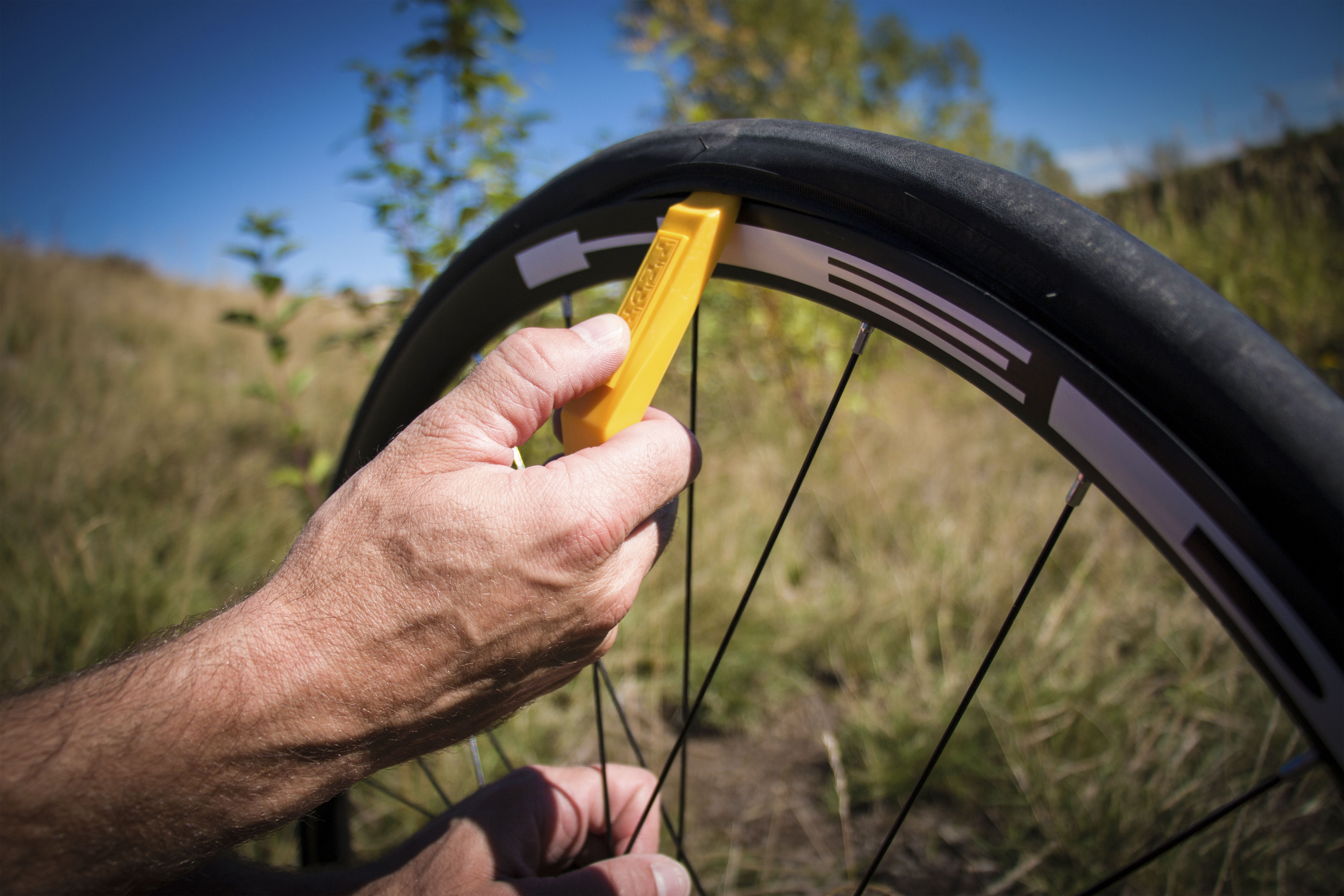 diamondback bike tire replacement